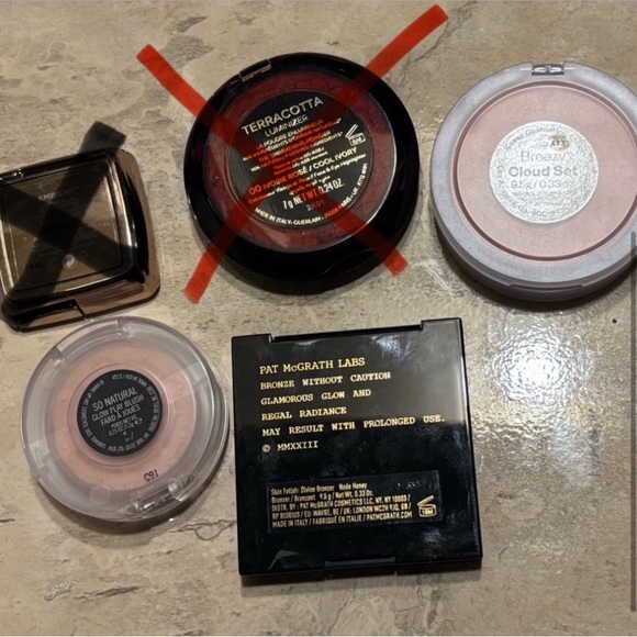 Luxury Makeup Set (Combo) - Picture 2 of 3